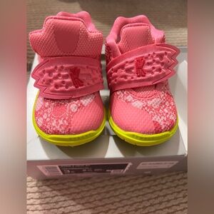 Toddler Nike Kyrie 5 SBSP BT Spongebob Patrick Toddler 3C Shoe